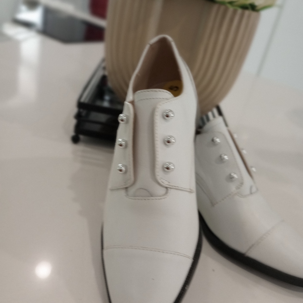 Shoes - Picture 3 of 3